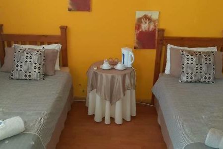 Akkerdam Bed And Breakfast Calvinia Екстер'єр фото