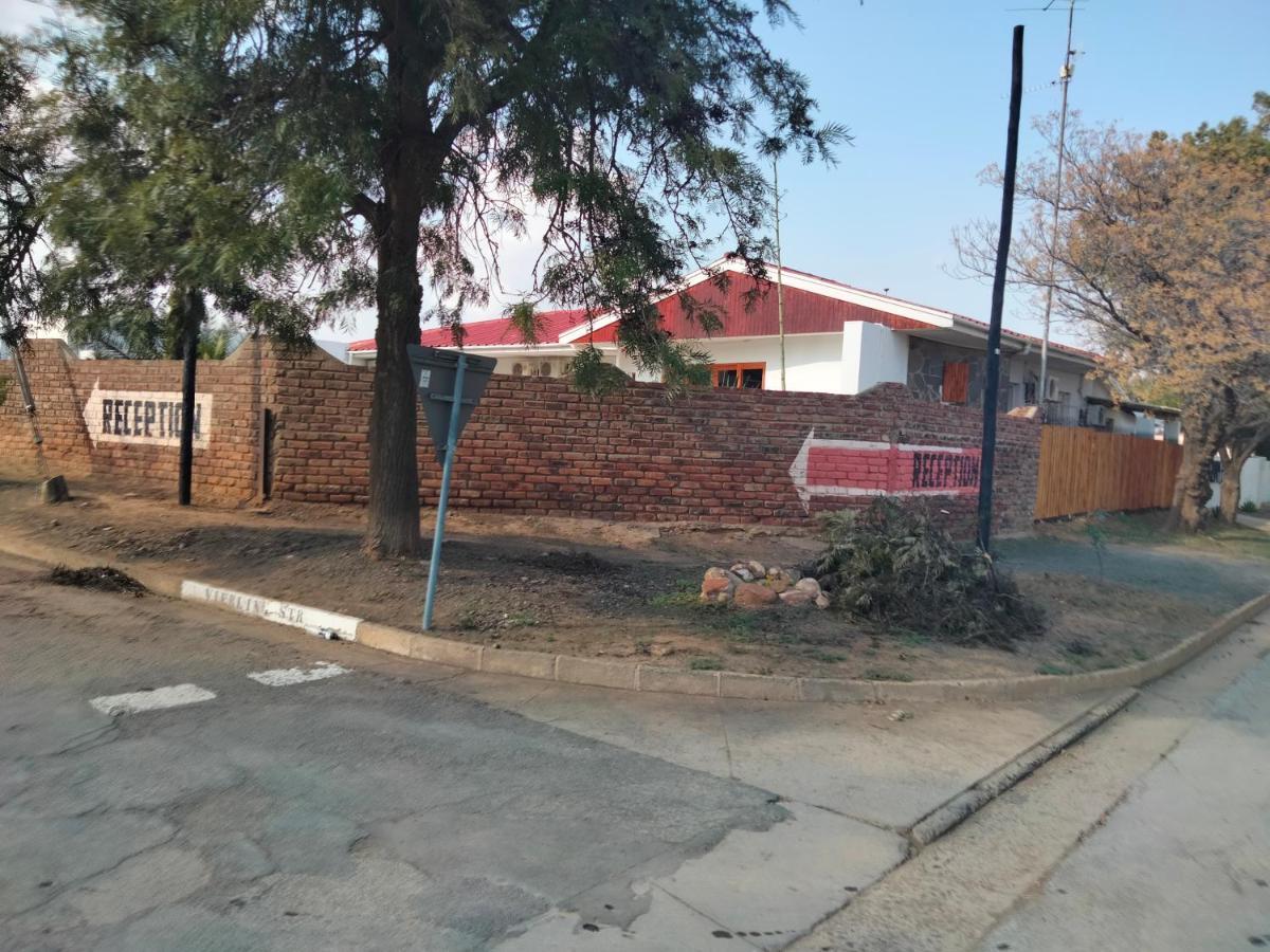 Akkerdam Bed And Breakfast Calvinia Екстер'єр фото